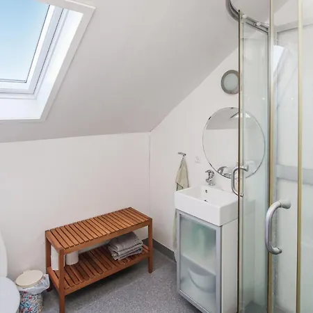 Amazing In Sams With 3 Bedrooms And Wifi Holiday home Toftebjerg